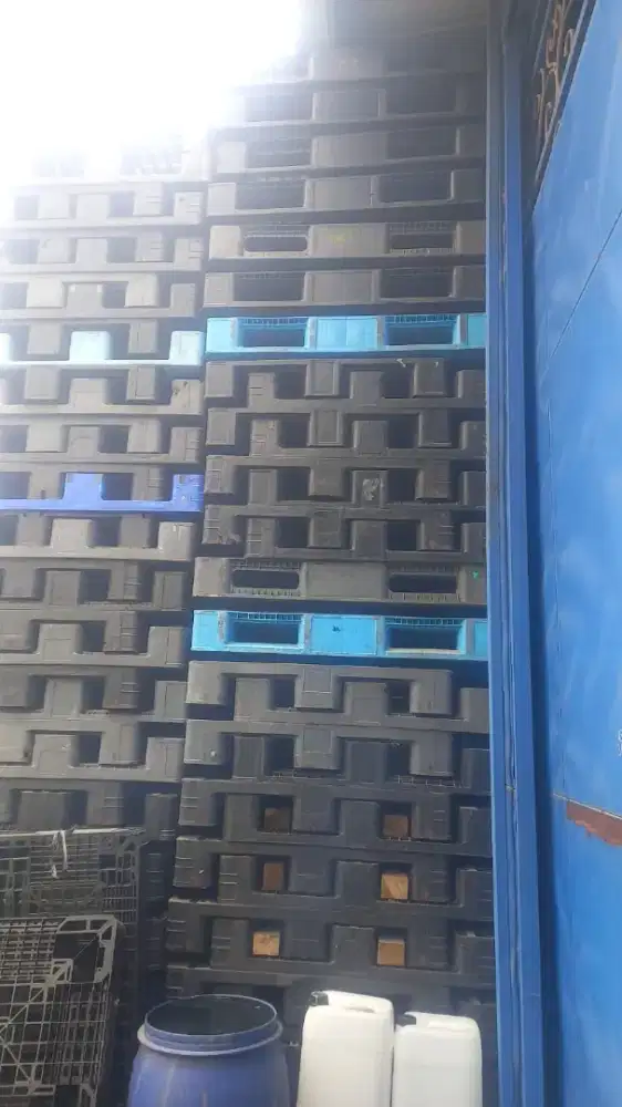 Jual beli palet plastik