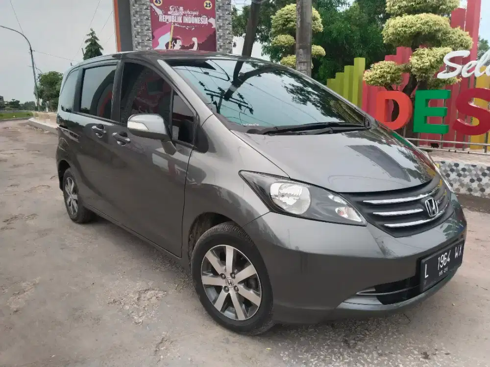 Honda Freed 1.5 E PSD Thn 2011 Matic