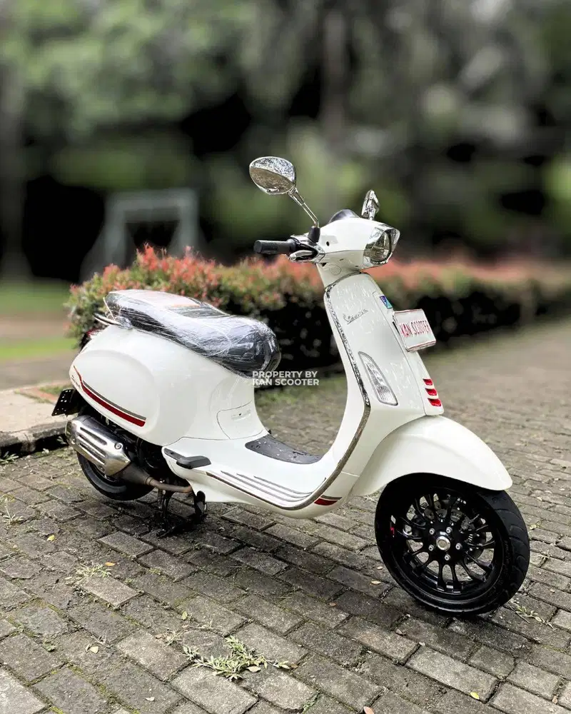 JUAL MURAH VESPA SPRINT S iGET ABS FACELIFT 2023 MULUS