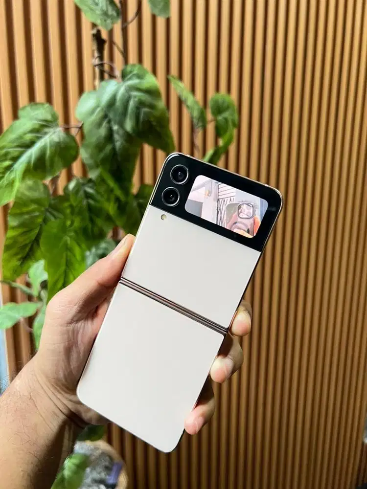 Samsung z flip 4 5g 8/128gb fullset