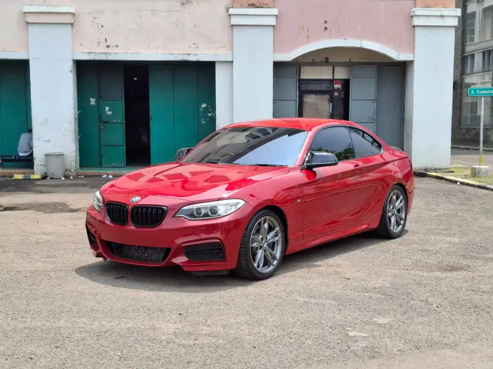 BMW M235i  COUPE matic thn 2014 Low km 50 rbua