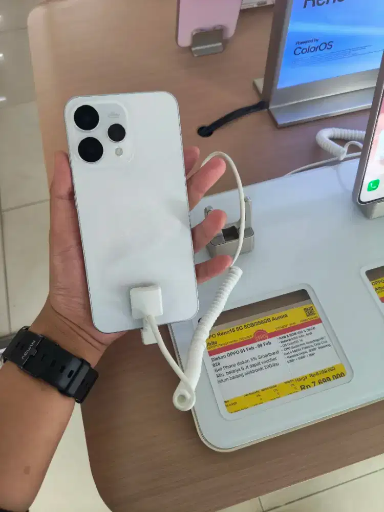 Kredit kredivo Oppo Reno 15f/15 5G,bunga 0%,tanpa DP