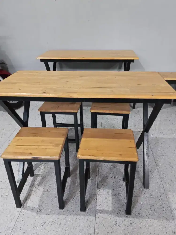 Meja Jualan kayu rangka besi