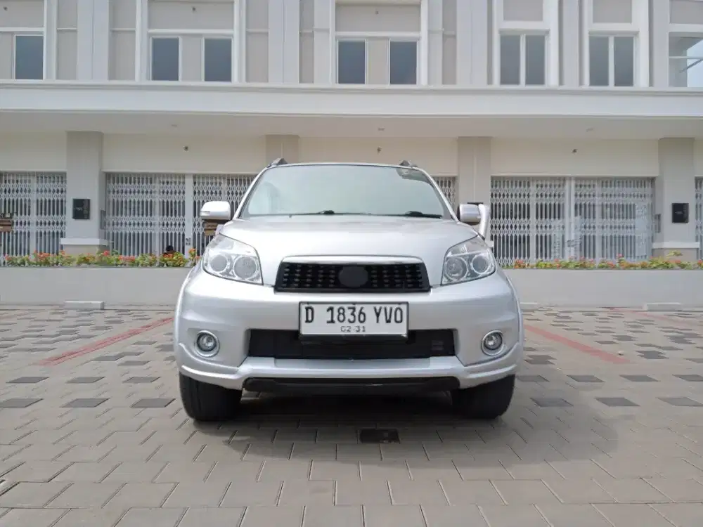 Dp 5 jt Toyota Rush G 1,5 Matic 2014