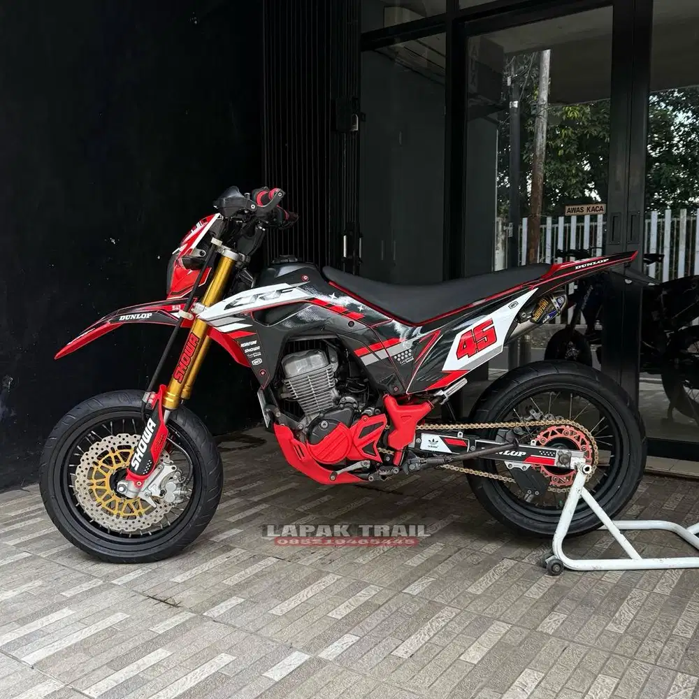 CRF 150L SUPERMOTO PROPER
