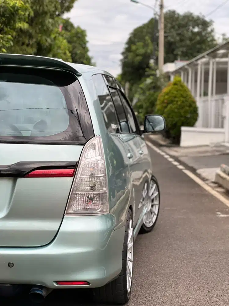 Toyota Kijang Innova 2011 Diesel