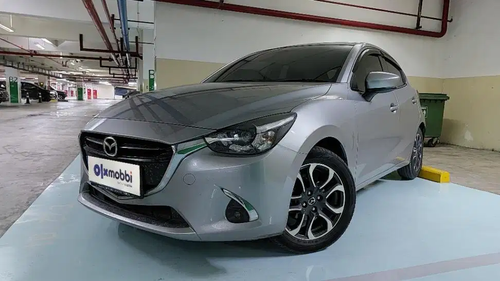 Garansi Mesin 1th Mazda 2 1.5 Bensin-AT Silver 2018