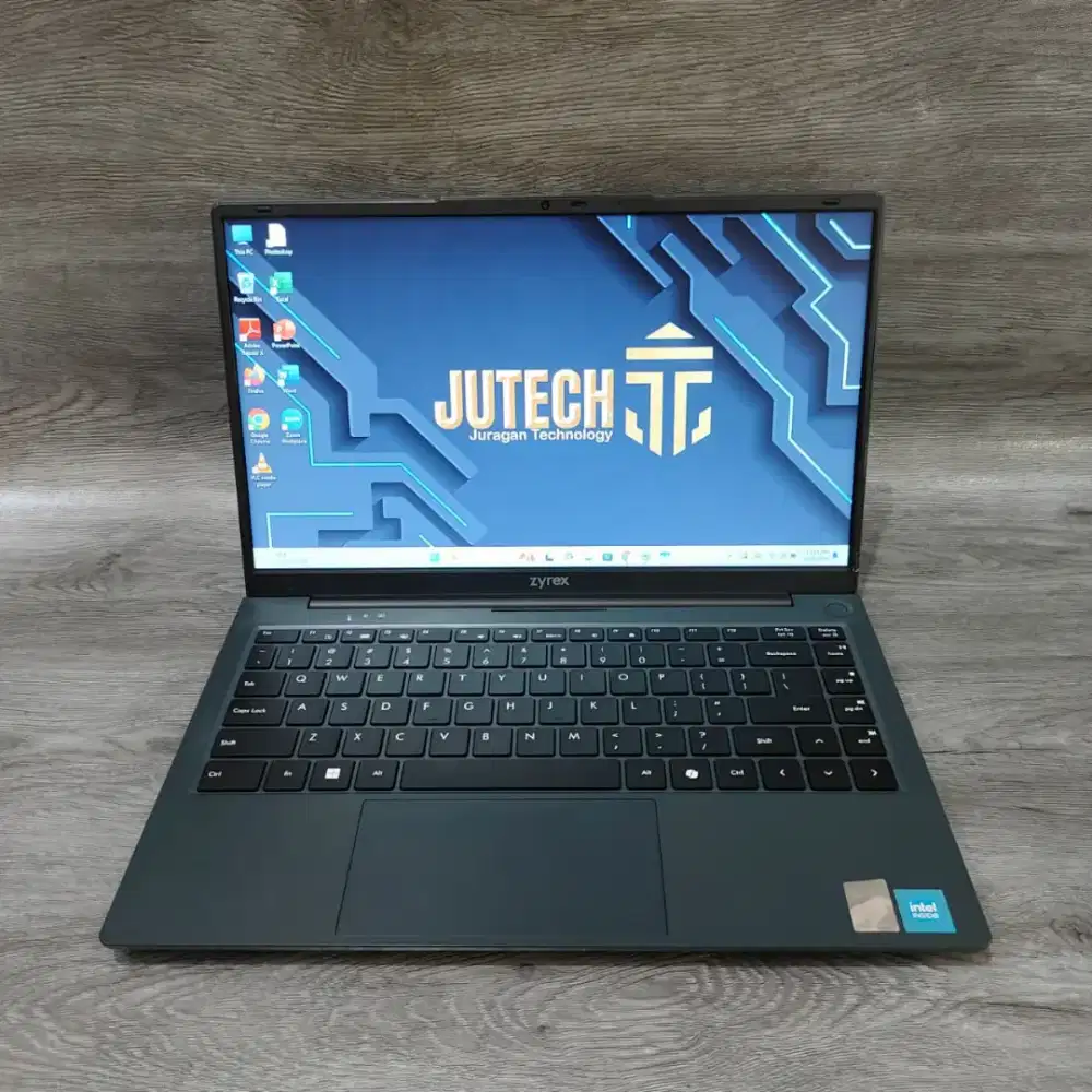 Laptop Zyrex Slim Ram 8GB bonus Mouse baru