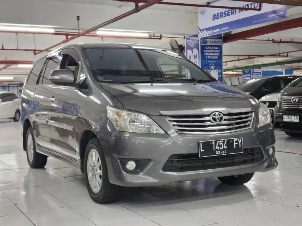 TOYOTA KIJANG INNOVA 2.5 V AT 2012