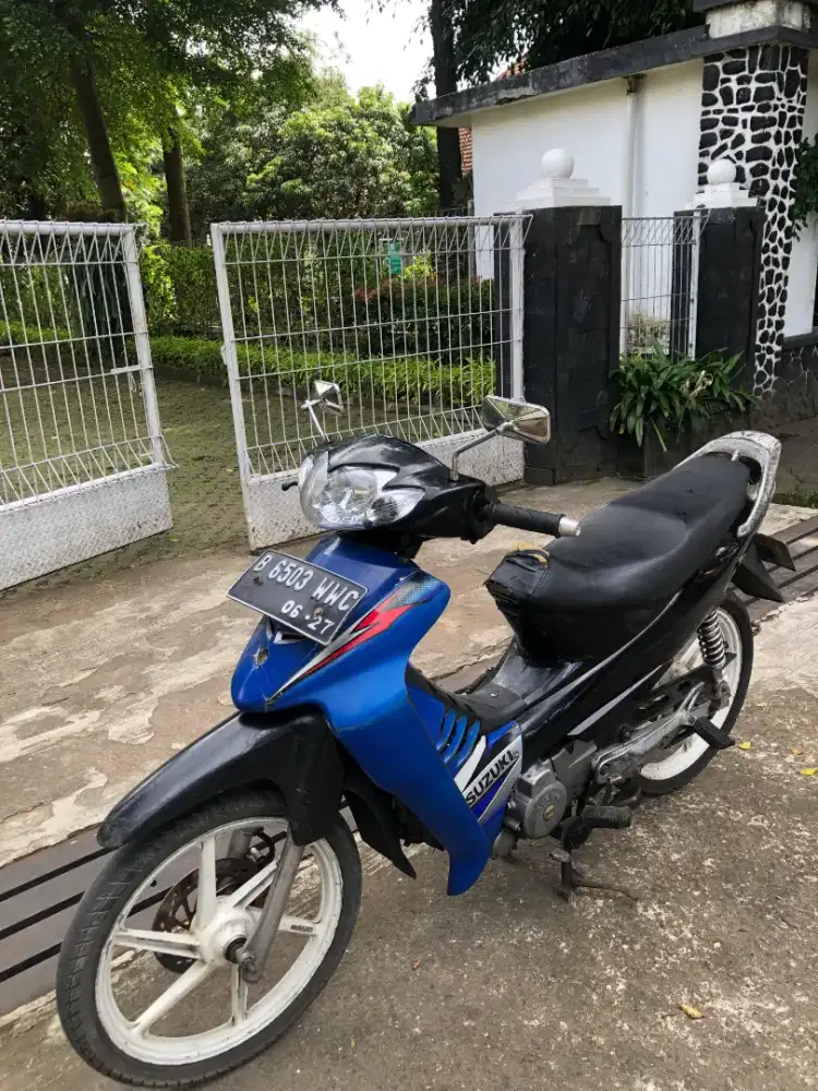 Suzuki Shogun 125 kumplit plat B