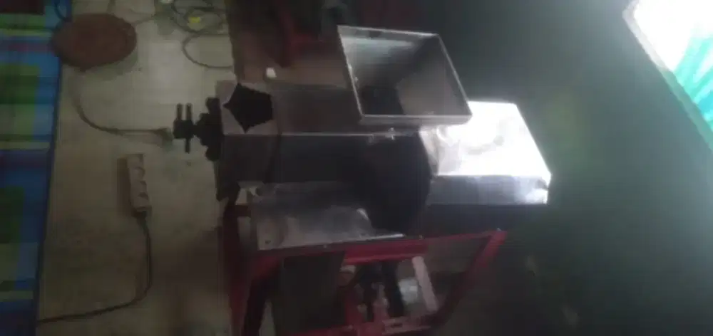 Di jual mesin beolah santan