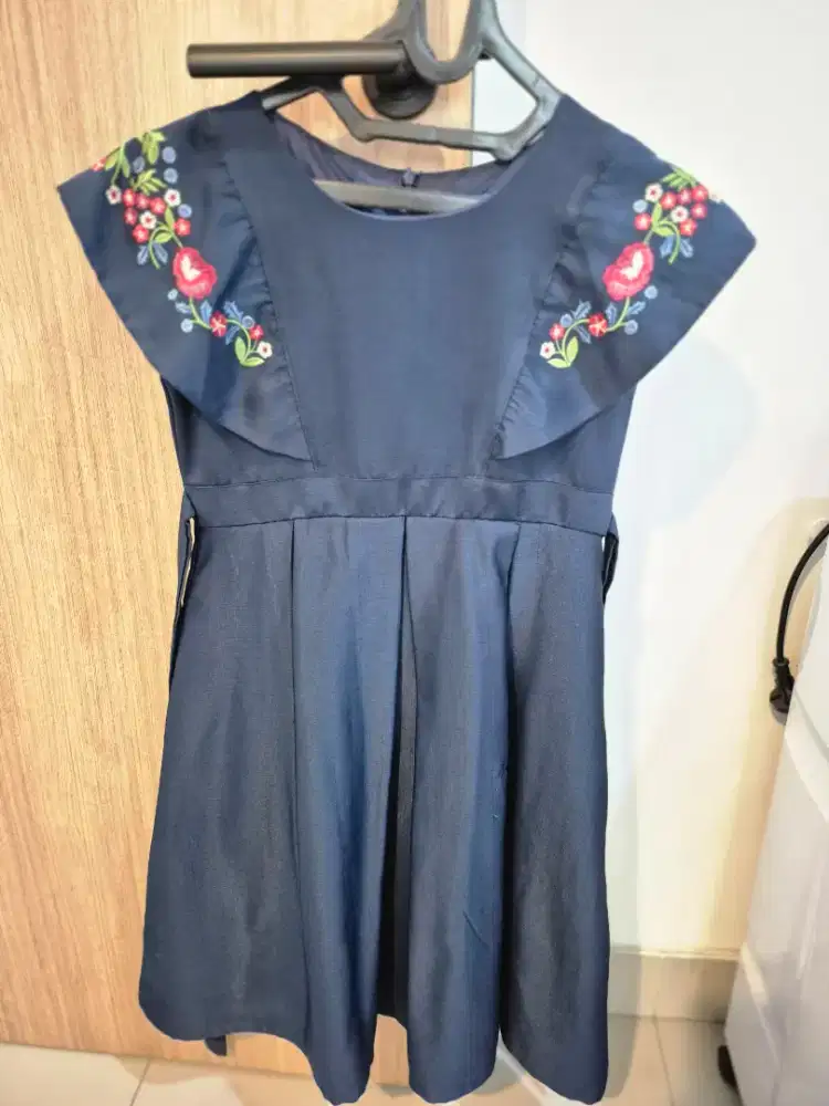 Dress Anak sz 12