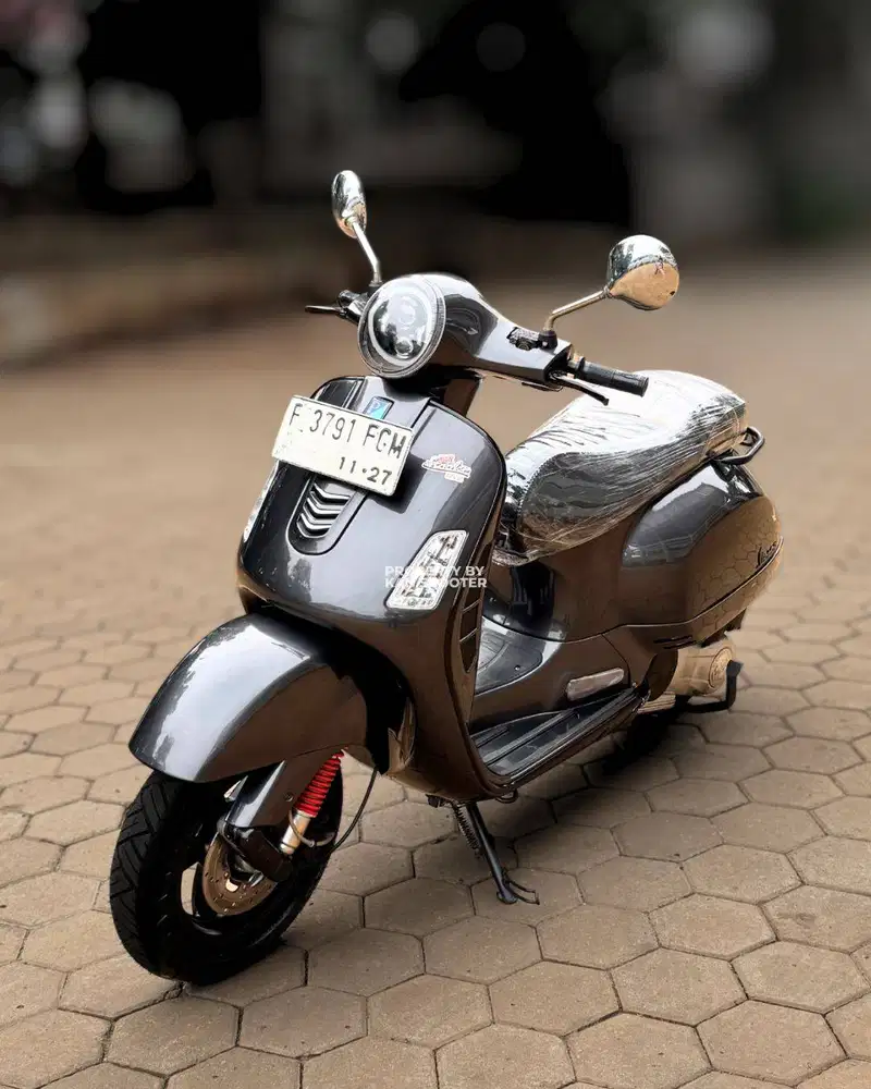 VESPA GTS 150 3V 2015 TERMURAH
