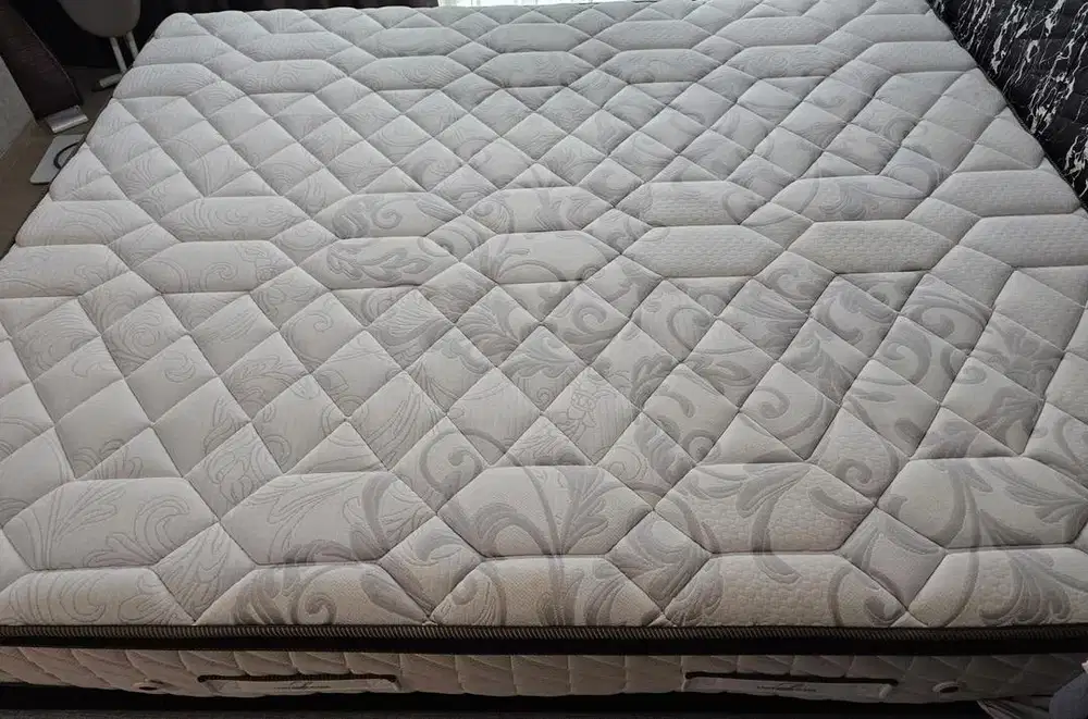 Kasur lady americana bekas