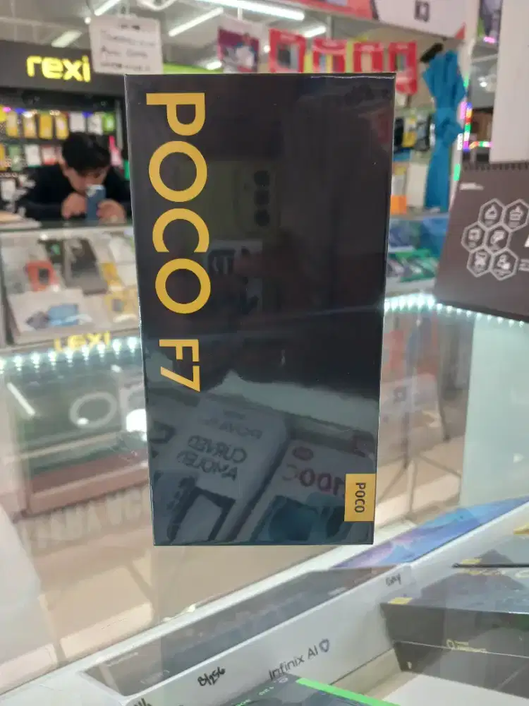 Poco F7 12/512gb