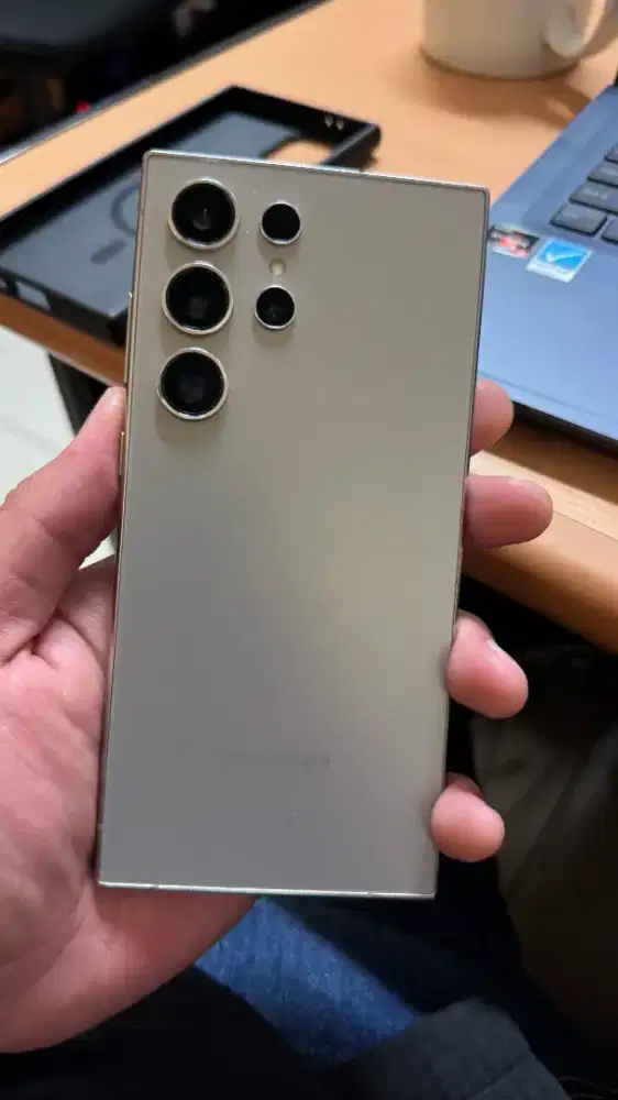 S24 ultra 12/256 Gb Fullset Bonus Charger