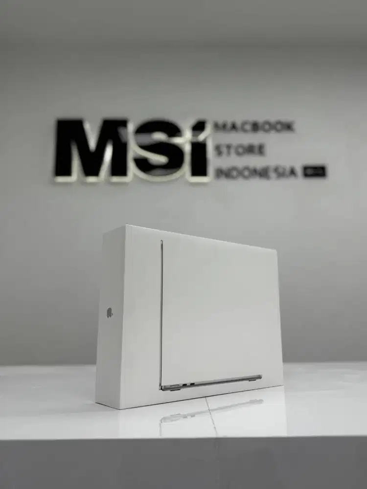 NEW! Macbook Air 2025 M4 - 16/256GB