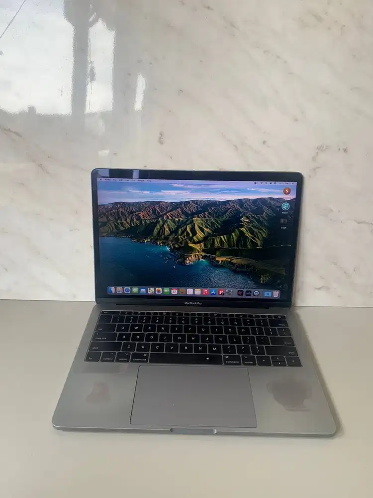 FOR SALE! MACBOOK PRO 13 2017 i5 8/256GB UNIT+CHARGER ORI