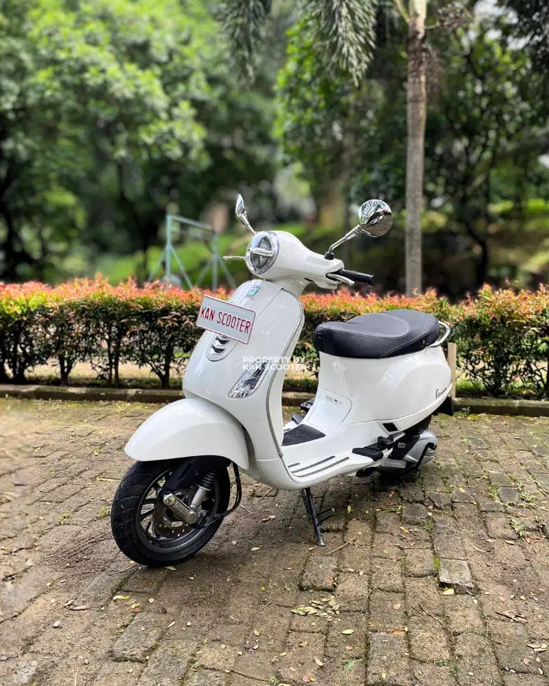 JUAL MURAH VESPA LX 125 iGET FACELIFT 2024 MULUS