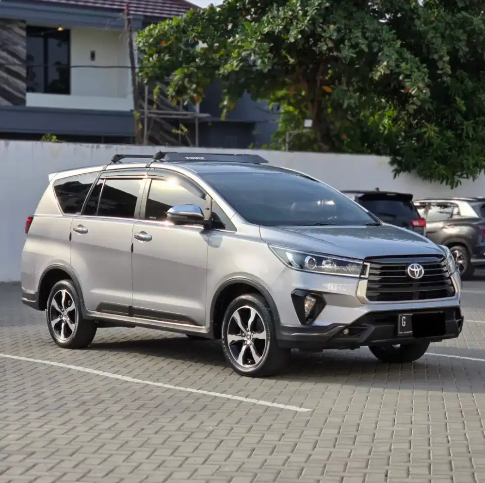 Kijang Innova Venturer Diesel 2.4 Solar Matic 2021