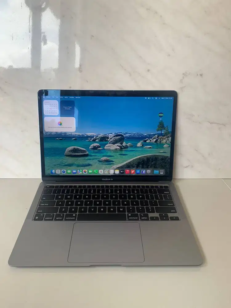 FOR SALE! MACBOOK AIR 13 2020 M1 8/128 UNIT+CHARGER