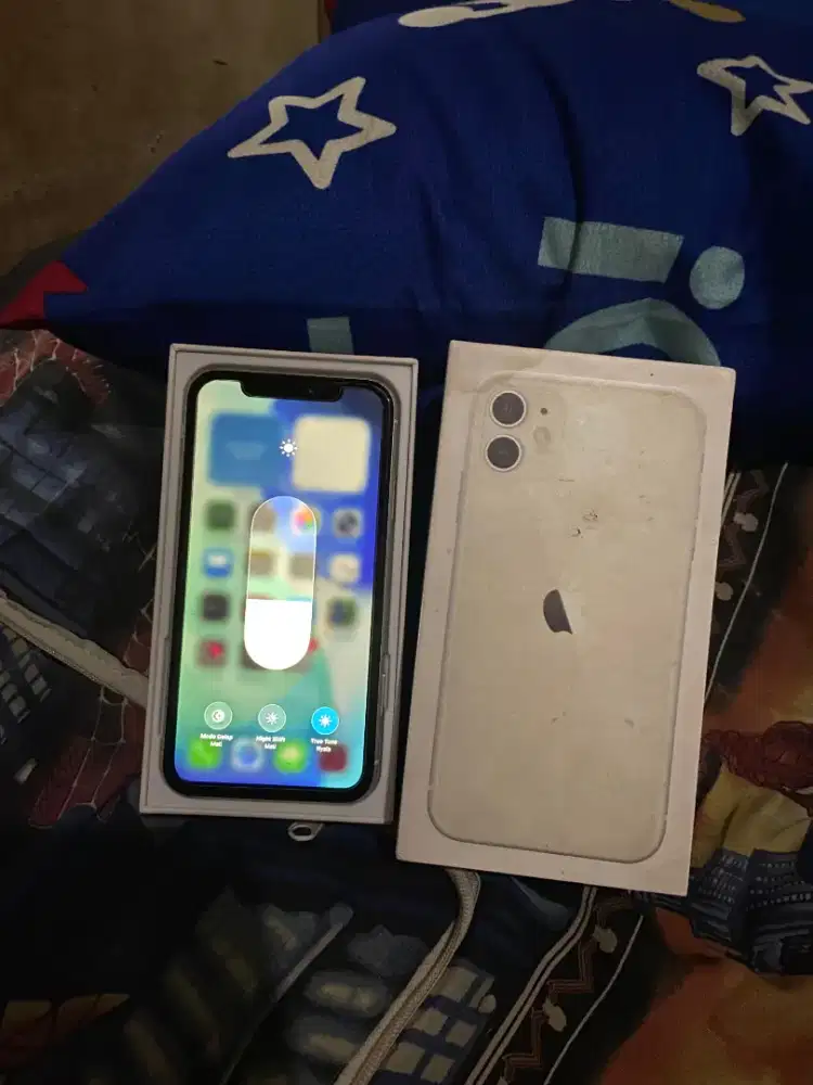 iPhone 11 64gb inter