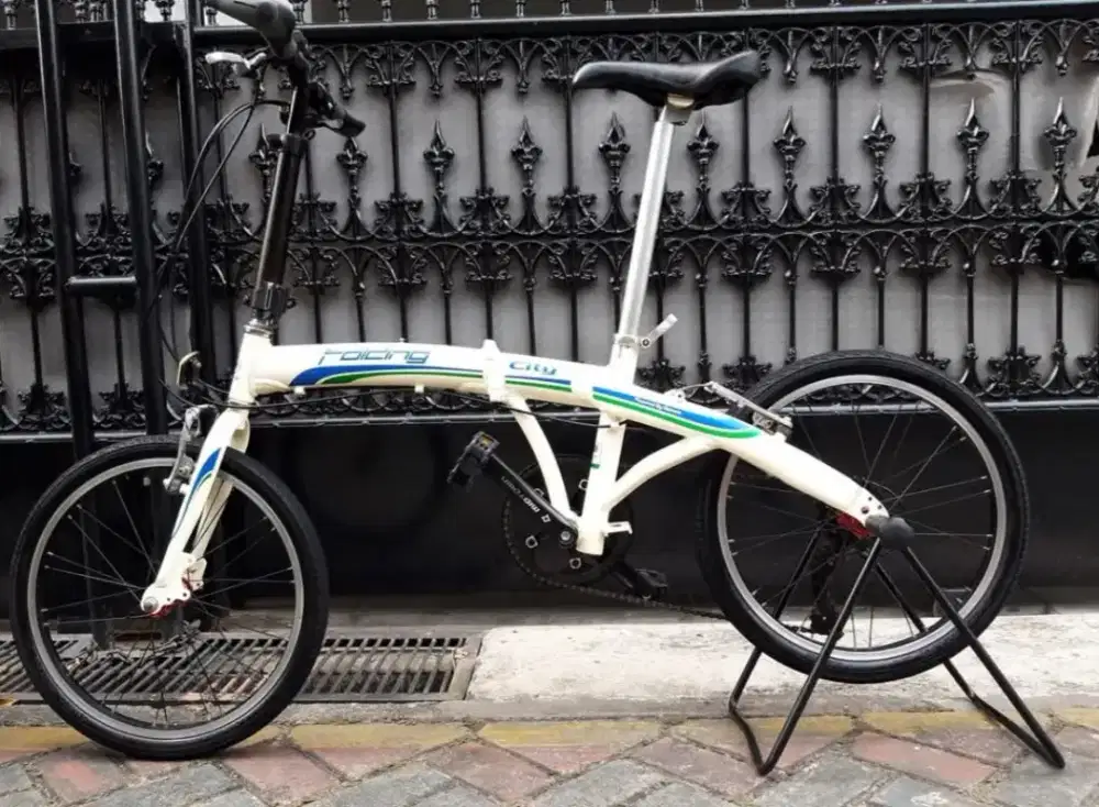 Sepeda lipat by ELEMENT