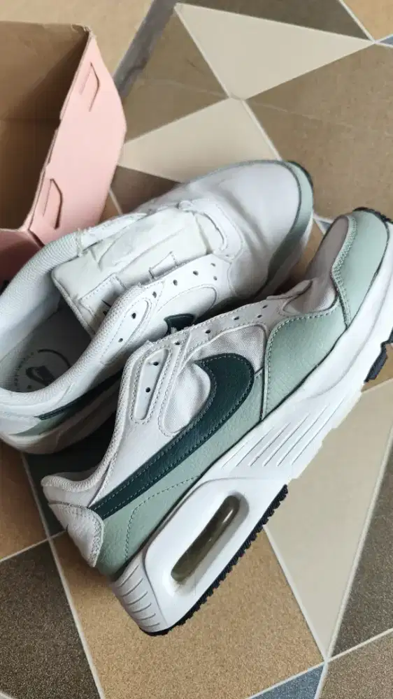 Sepatu Nike Size 42 Second Original