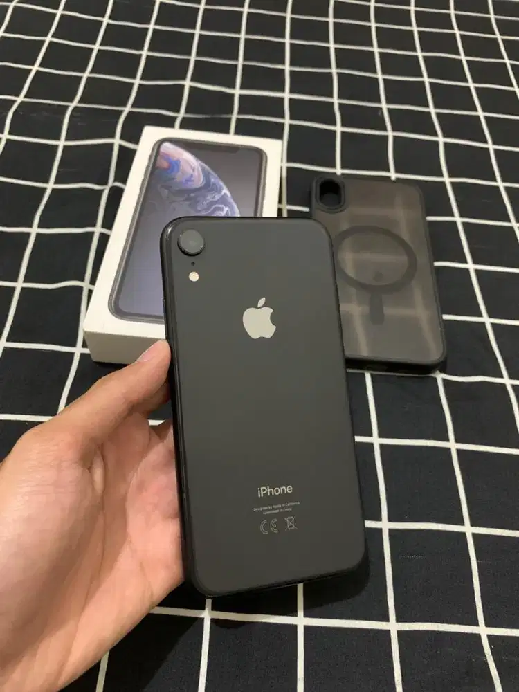 iPhone Xr 64Gb iBox