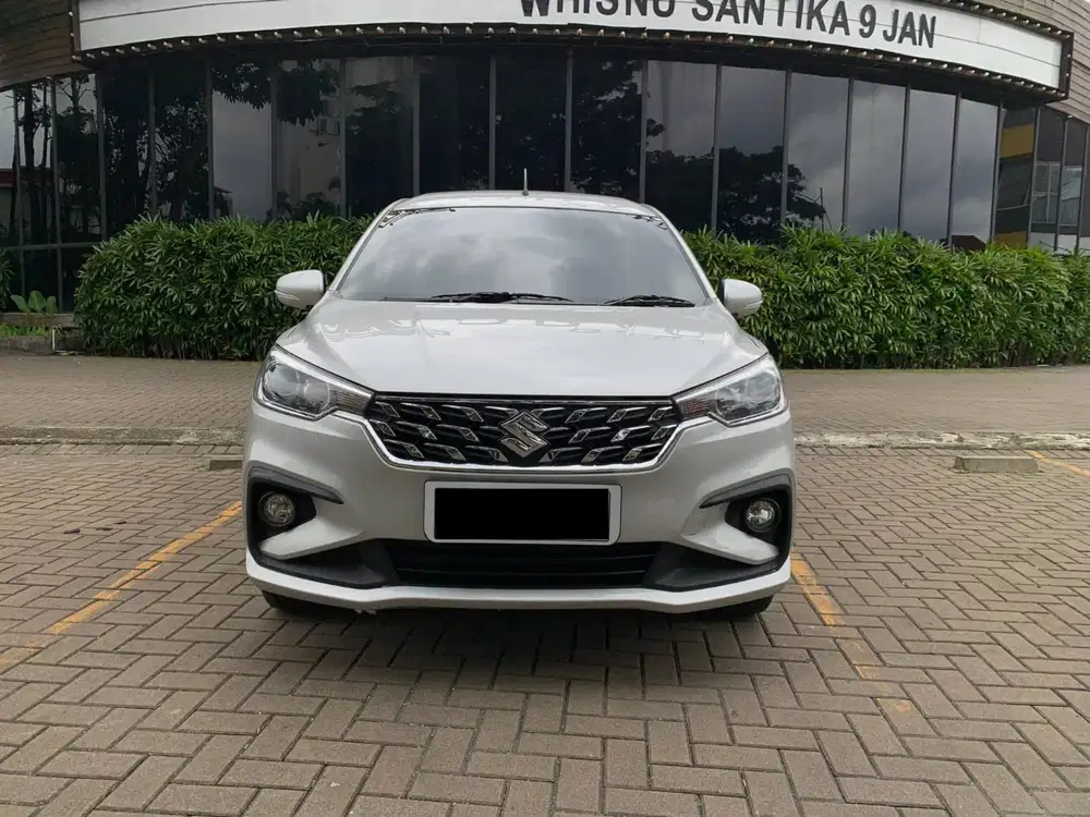TERMURAH SUZUKI ERTIGA 1.5 GX HYBRID MATIC 2023 SILVER