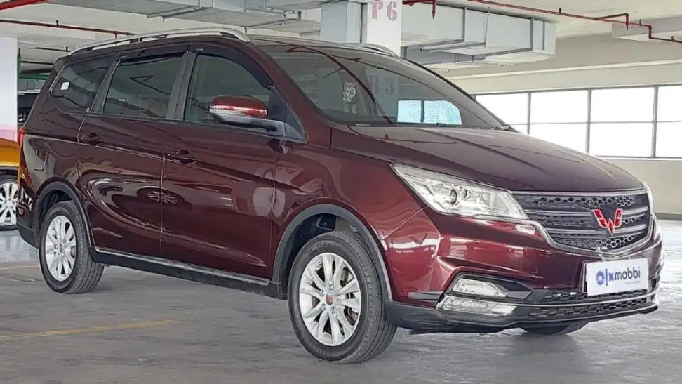 DP MURAH Wuling Cortez 1.5 C Bensin-MT 2019 CVMNB