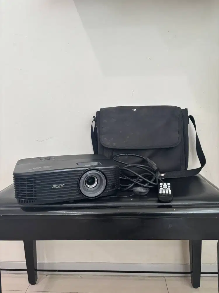 Proyektor/Projector Acer BS 320P Second