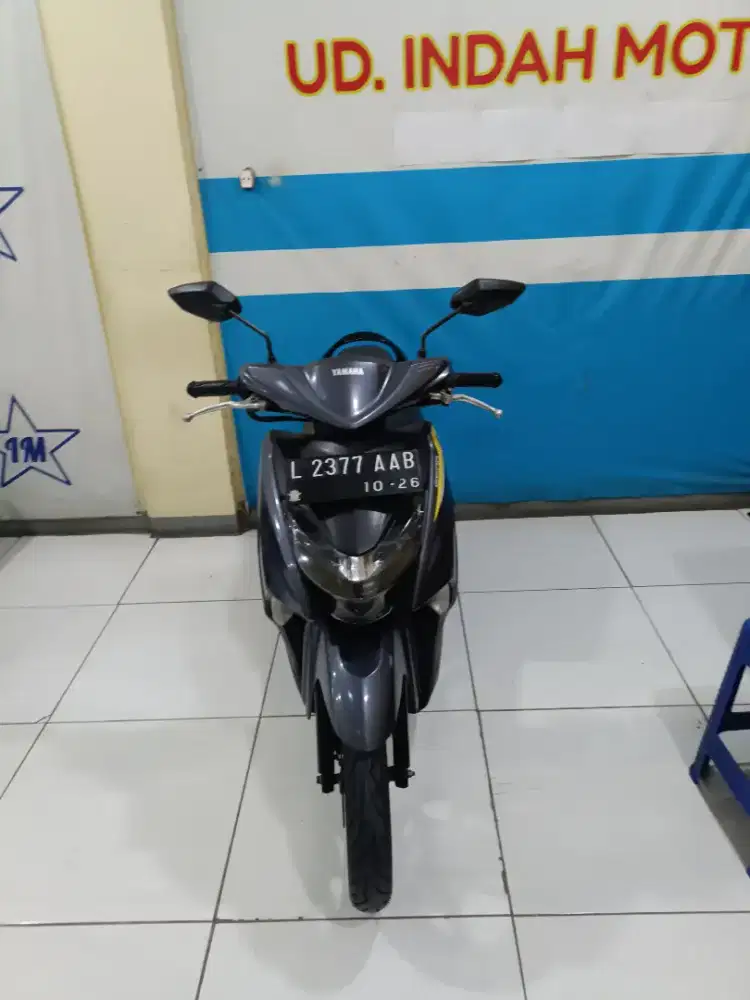 Hitam glossy YAMAHA MIO GEAR NON S BLUECORE 125 2021 bisa kredit