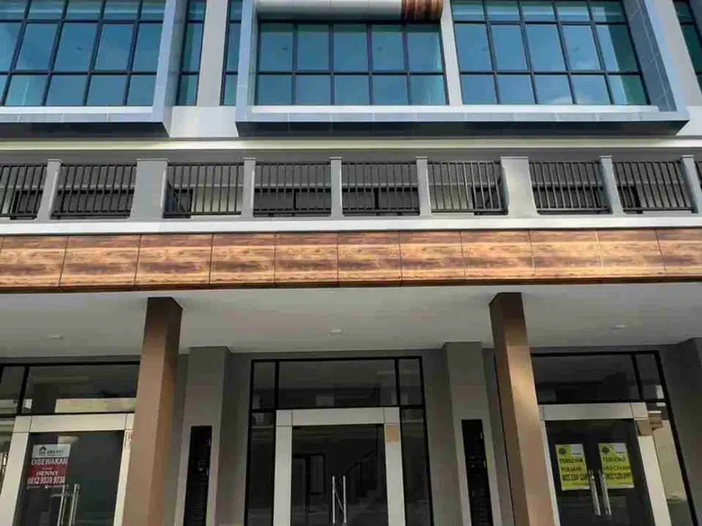 disewa ruko Cristal Summarecon Bekasi cocok untuk usaha atau kantor,Bekasi utara.