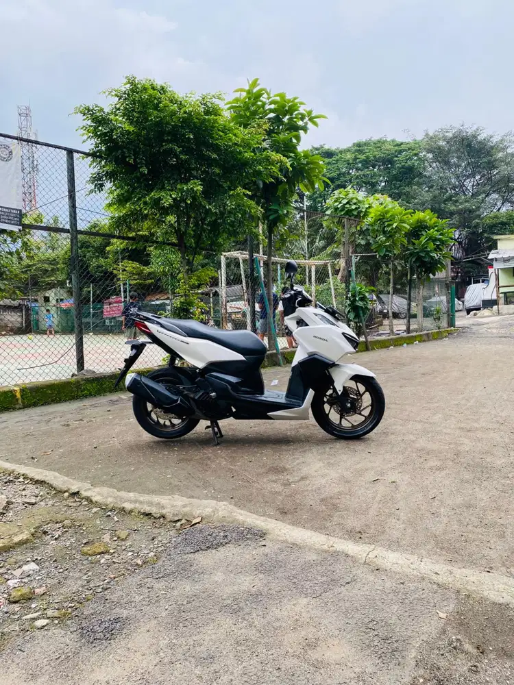 Honda All New Vario 160cc Keylles Abs Cbs iss Tahun 2022