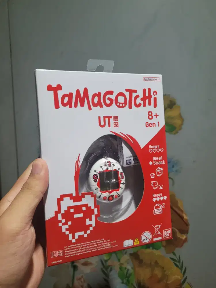 Dijual Tamagotchi Uniqlo ORIGINAL FULLSET Preloved