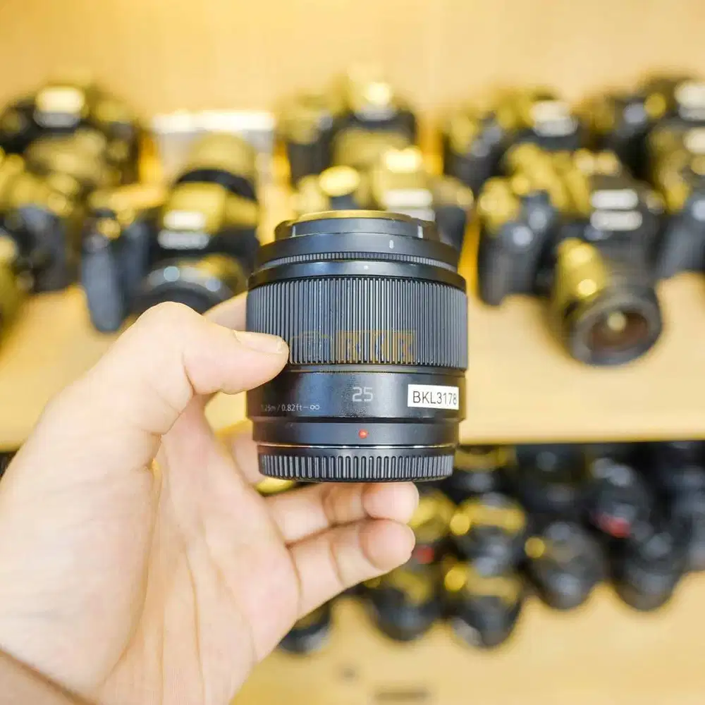 Lensa Lumix 25mm 1.7 No Box Mulus