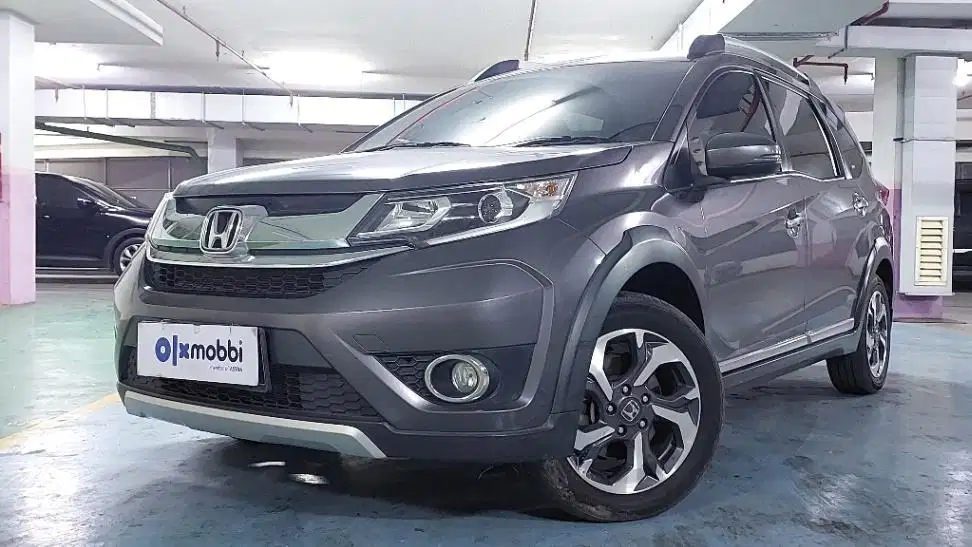 DP MURAH Honda BR-V 1.5 E Bensin-MT 2016 Abu C2CTF