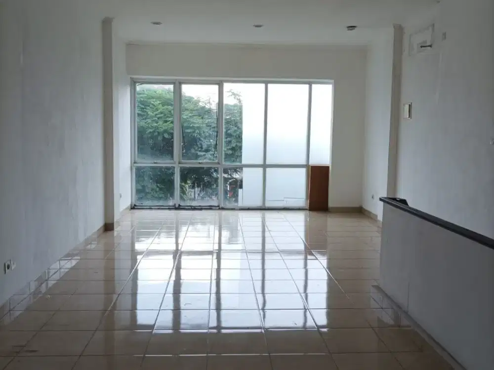 Disewakan Ruko Glaze Gading Serpong Lokasi Strategis