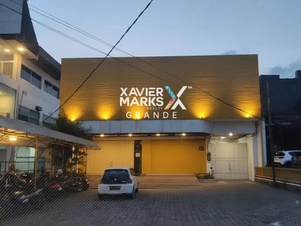 Disewakan Gedung Kantor Ex Showroom Mobil 2 Lantai di Tengah kota Malang