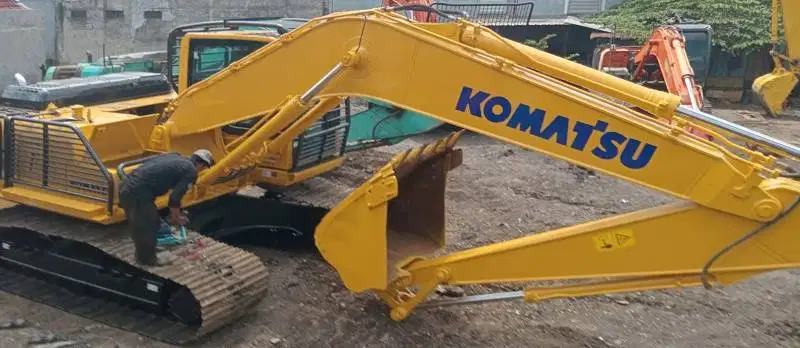 Dijual Excavator Komatsu PC200-8MO Tahun 2018