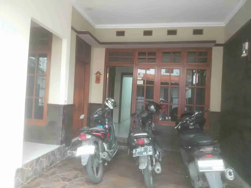 rumah murah siap huni di pusat kota strategis di antapani