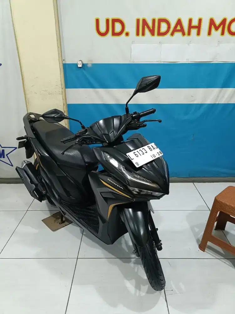 Cc125 HONDA VARIO 125 ESP CBS ISS EXCLSV FI ECO 2023 BISA KREDIT