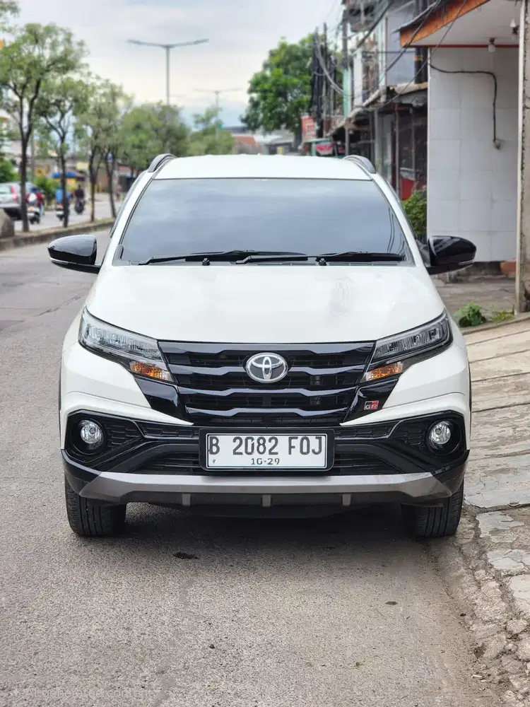 NEW RUSH GR SPORT AT 2024 UNIT ISTIMEWA PAJAK PANJANG LOW KM !