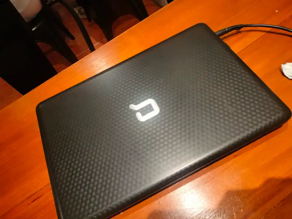 Laptop Merk HP Compaq CQ 42