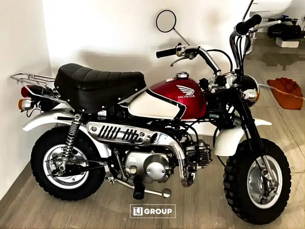 FOR SALE! Honda Monkey Z50 Special 2003