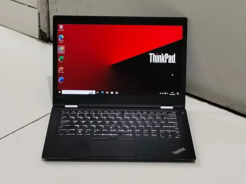 Lenovo thinkpad x1 carbon 4th Intel core i7 gen 6 ram 16 gb ssd 256 gb