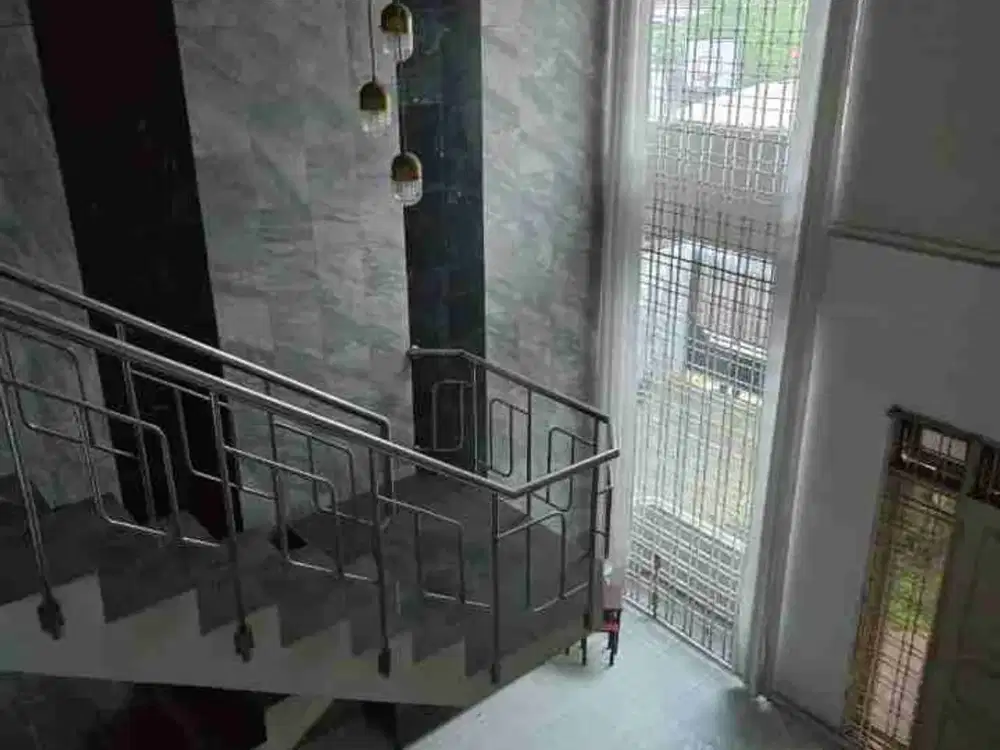 Dijual Rumah dalam Perumahan besar di Tanjung Barat Jakarta Selatan