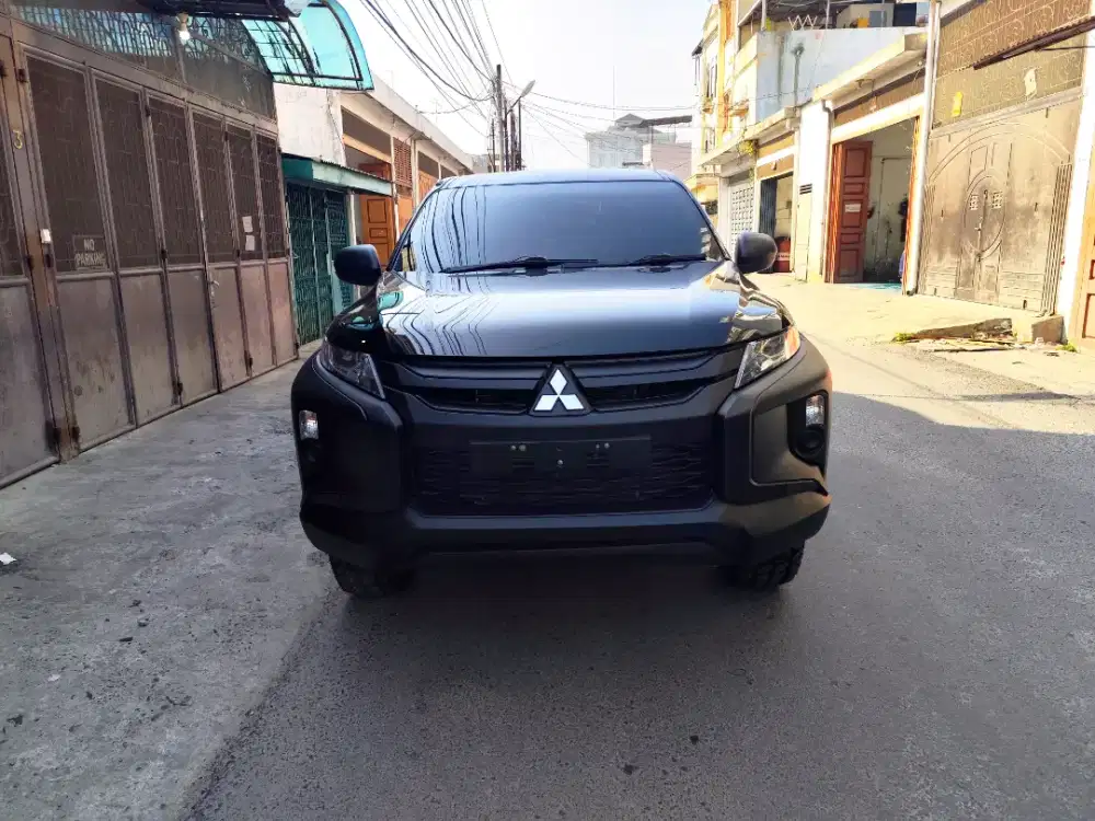 TRITON DC HDX 2.5 MT 4X4 2021