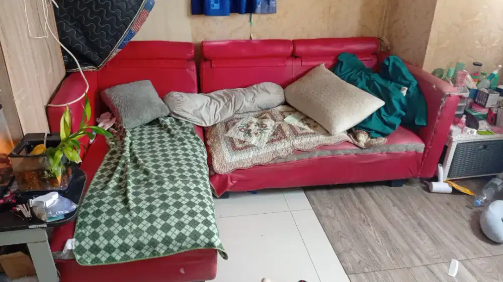 Sofa L Merah Warna Merah